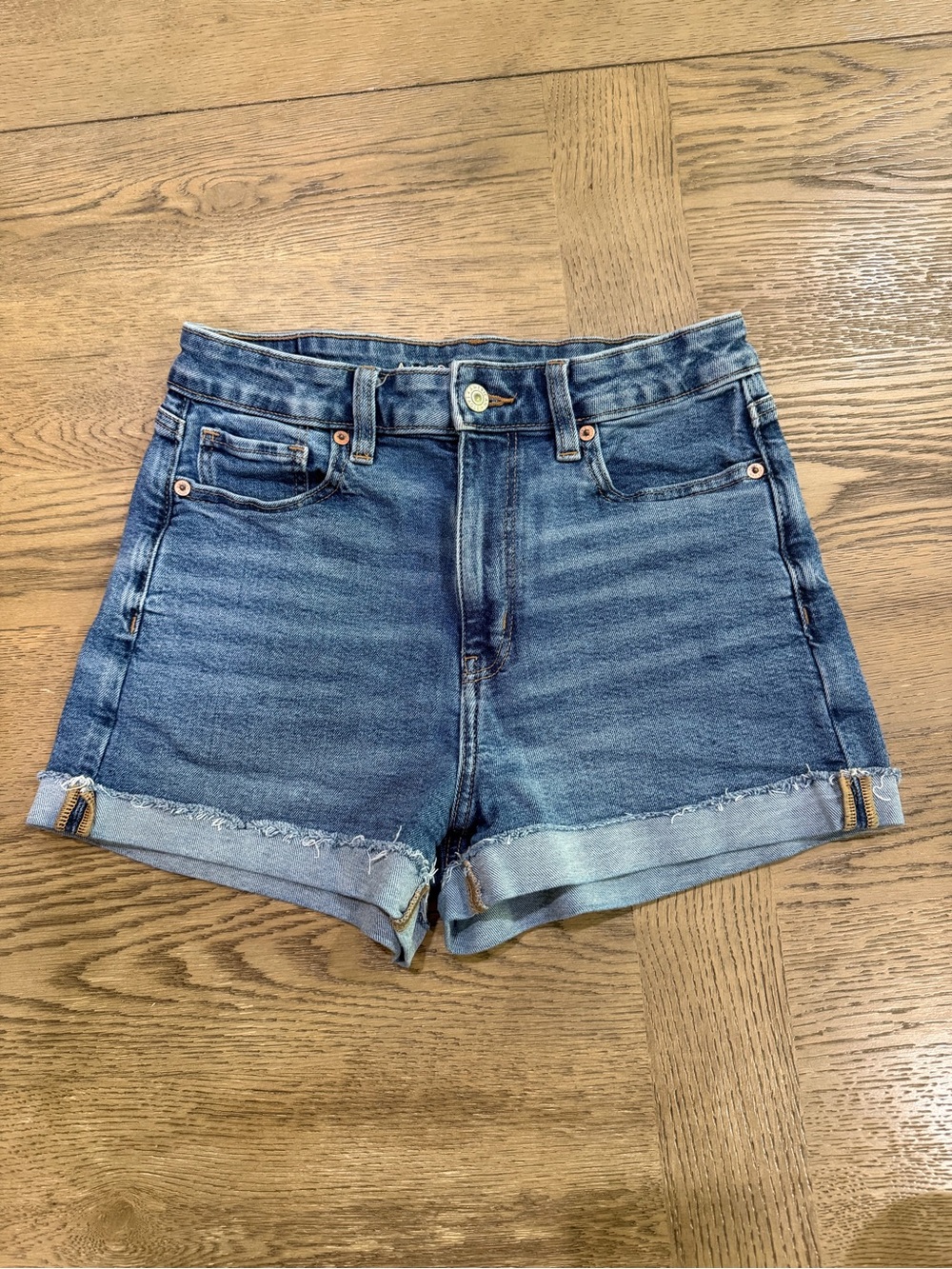American Eagle Outfitters Blue High-Rise Rolled Moms Fit Denim Shorts